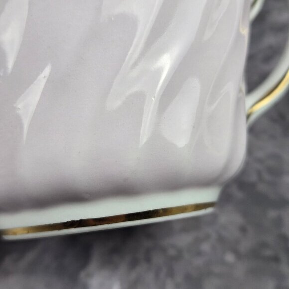 Vintage Delphine Bone China Set of 2 Pale Pink Cups & Saucers Gold Trim Accents - Picture 12 of 16